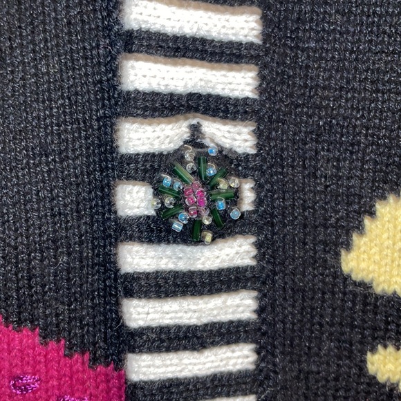 Grandma core Storybook Knits Floral Cardigan Sweater Size Medium Vintage - Picture 2 of 7